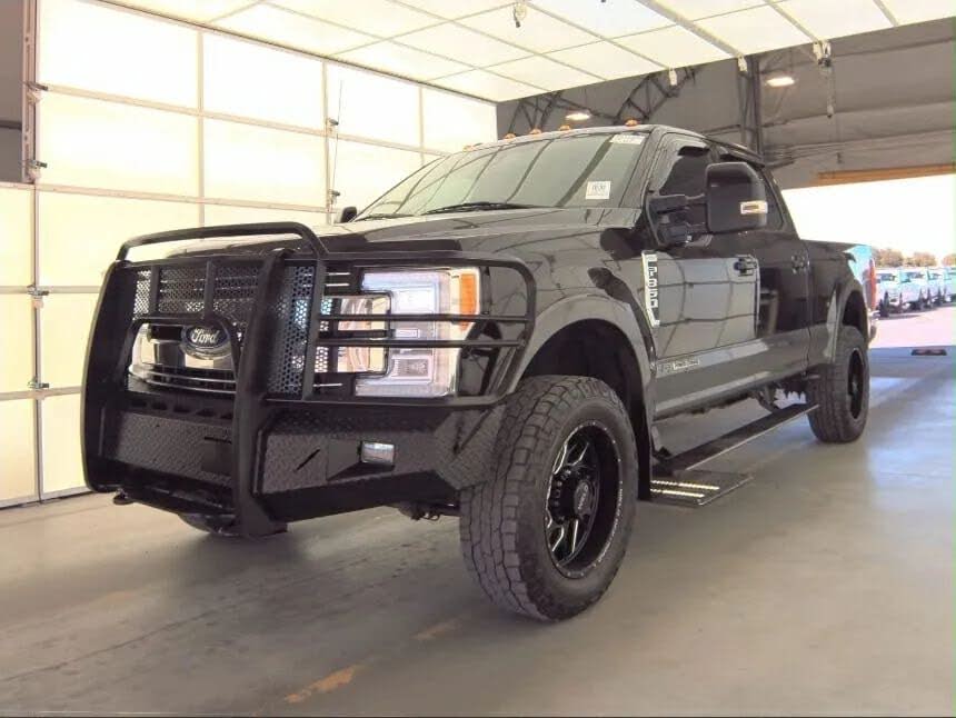2018 Ford F-350 Super Duty Lariat Crew Cab 4WD