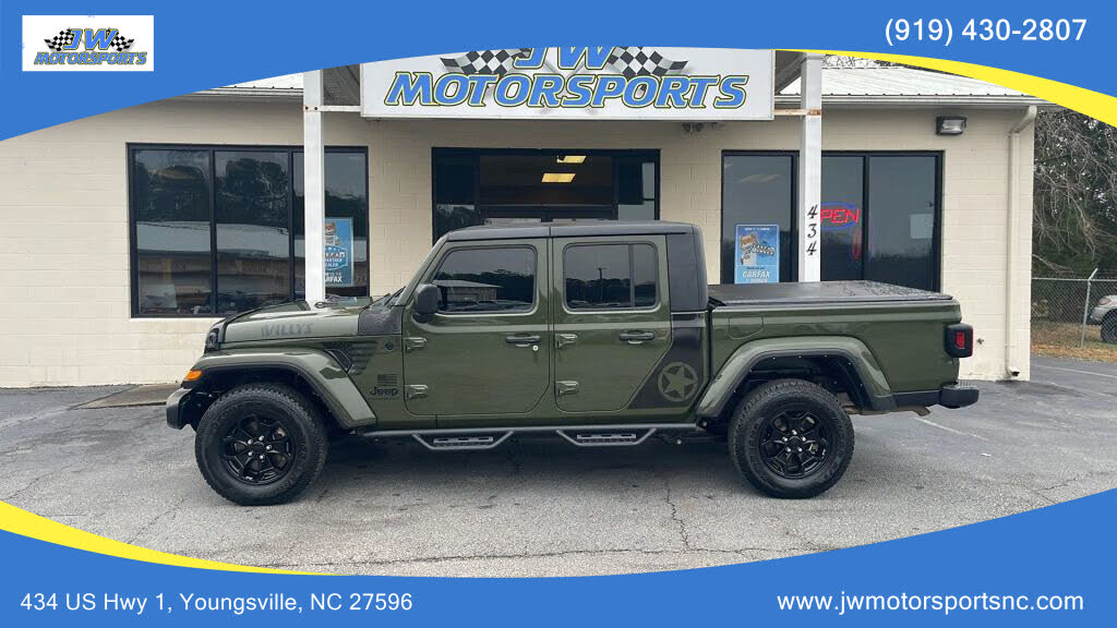 2021 Jeep Gladiator Willys Crew Cab 4WD