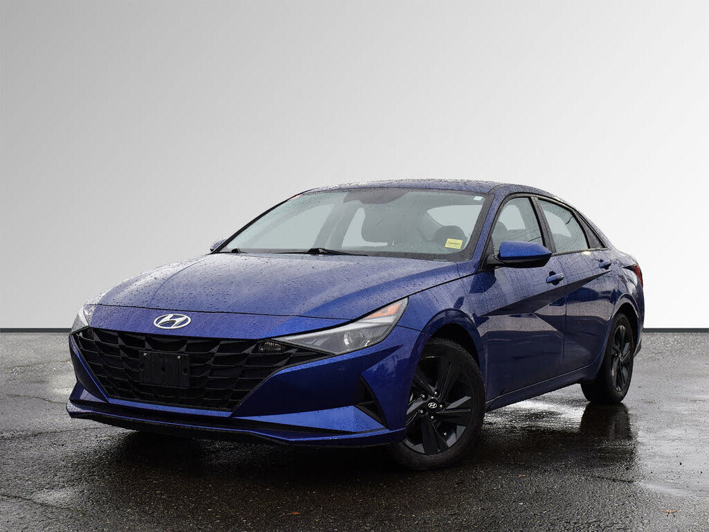 2022 Hyundai Elantra Preferred FWD