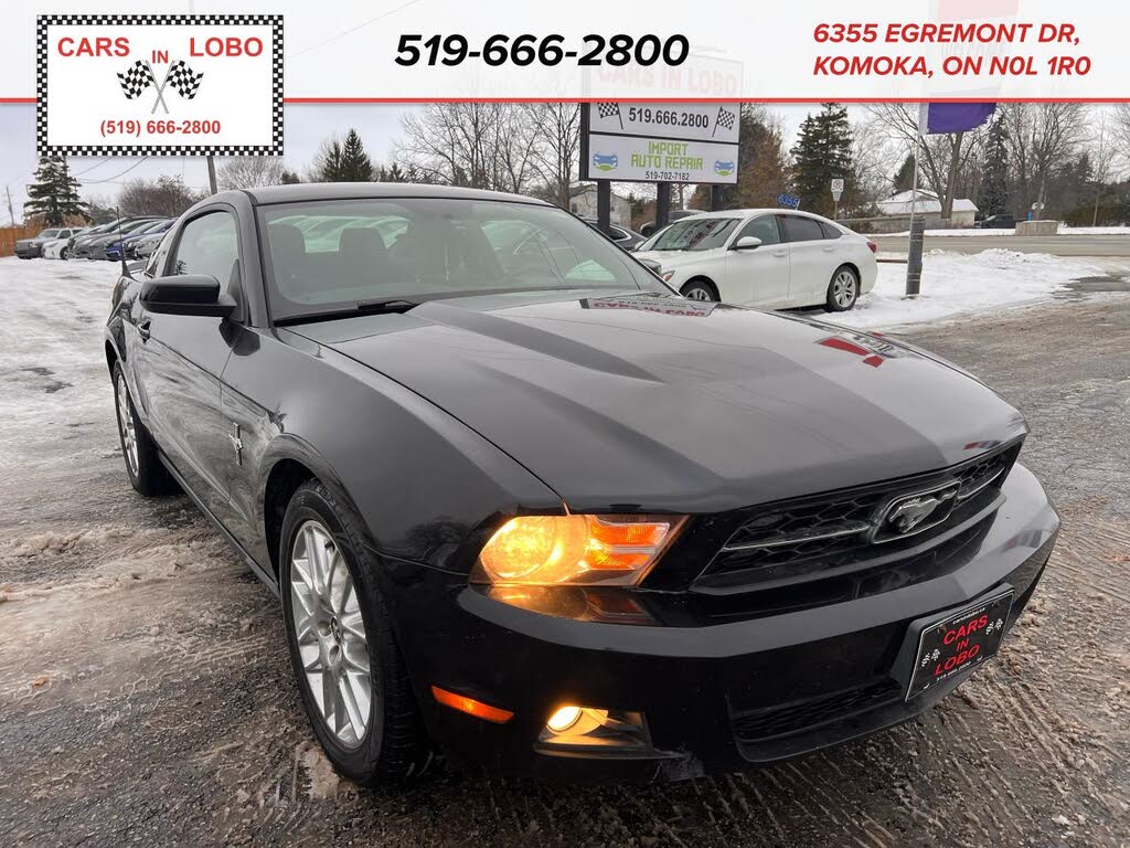 2012 Ford Mustang V6 Coupe RWD