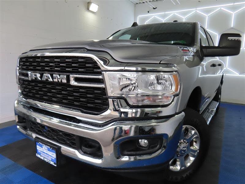 2024 RAM 2500 Big Horn Crew Cab 4WD