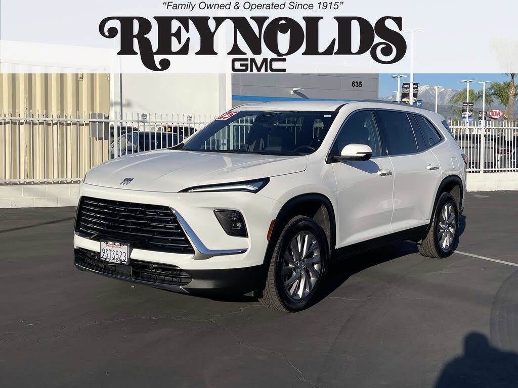 2025 Buick Enclave Preferred FWD