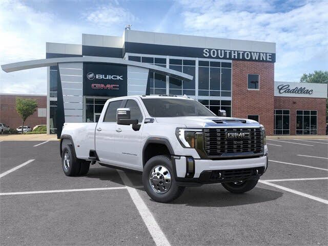 2026 GMC Sierra 3500HD Denali Ultimate Crew Cab 4WD