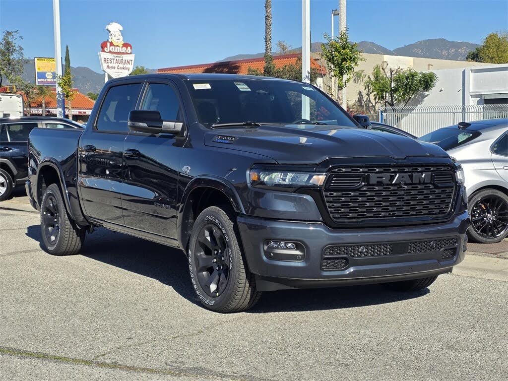2026 RAM 1500 Big Horn Crew Cab 4WD