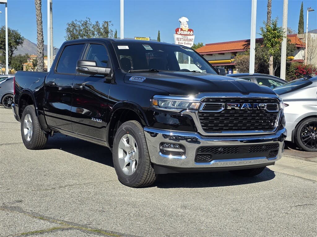 2026 RAM 1500 Big Horn Crew Cab 4WD