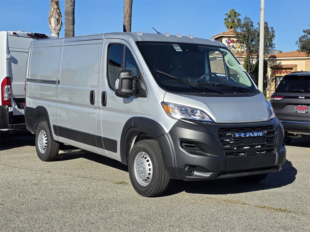 2026 RAM ProMaster 2500 Tradesman 136 Low Roof Cargo Van FWD