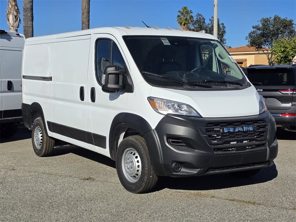2026 RAM ProMaster 2500 Tradesman 136 Low Roof Cargo Van FWD