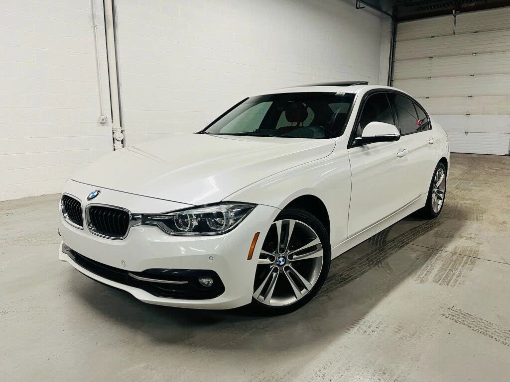 2016 BMW 3 Series 328i Sedan RWD