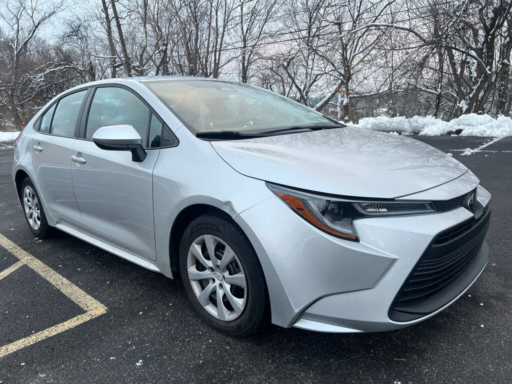 2023 Toyota Corolla LE FWD