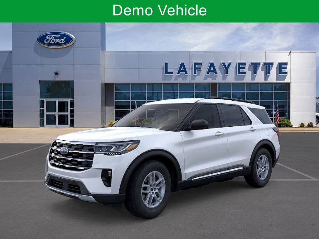 2025 Ford Explorer Active RWD