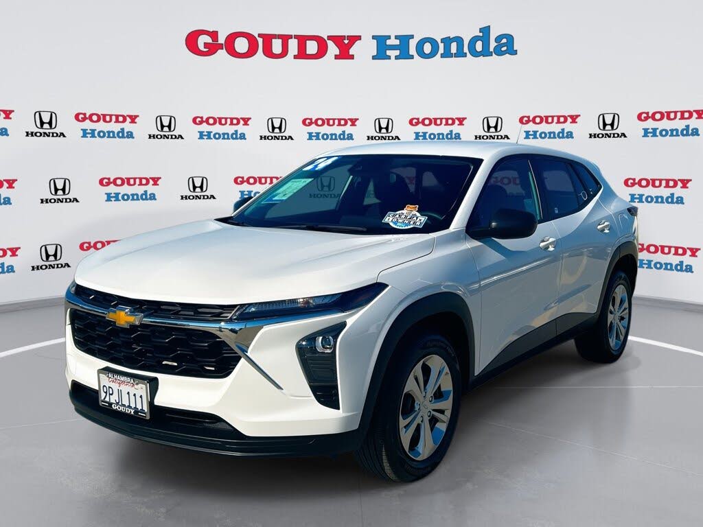 2024 Chevrolet Trax LS FWD