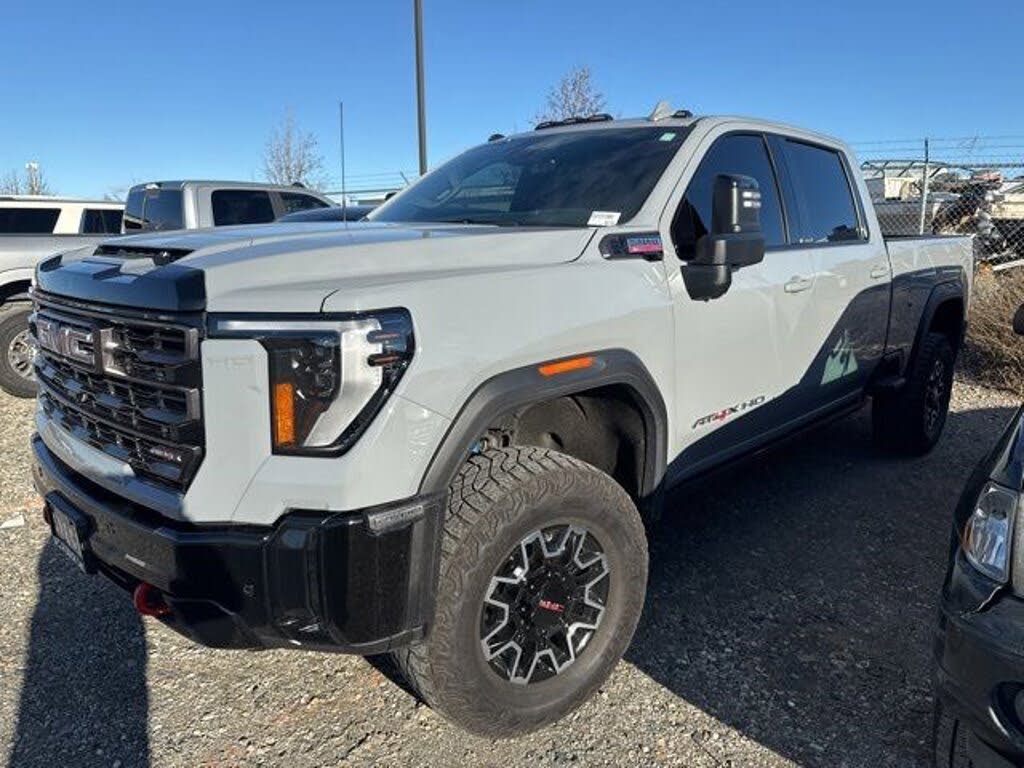 2025 GMC Sierra 2500HD AT4X Crew Cab 4WD