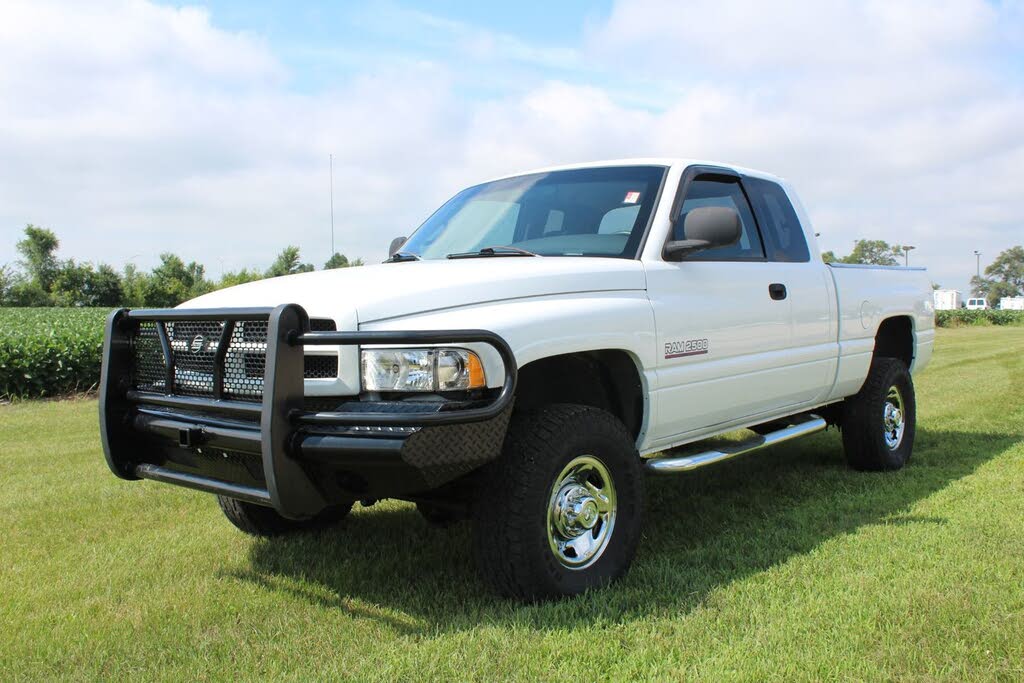 1999 Dodge RAM 2500 ST Club Cab 4WD