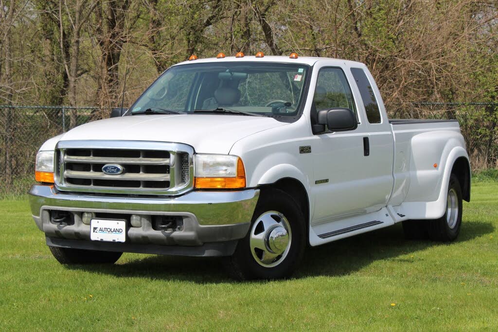 2001 Ford F-350 Super Duty Lariat Super Cab LB DRW