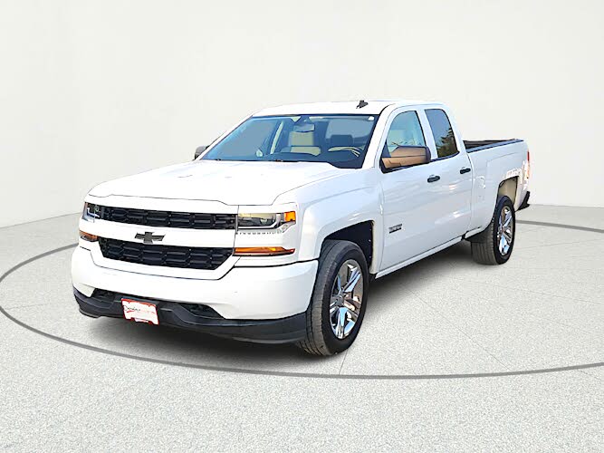 2018 Chevrolet Silverado 1500 Custom Double Cab RWD