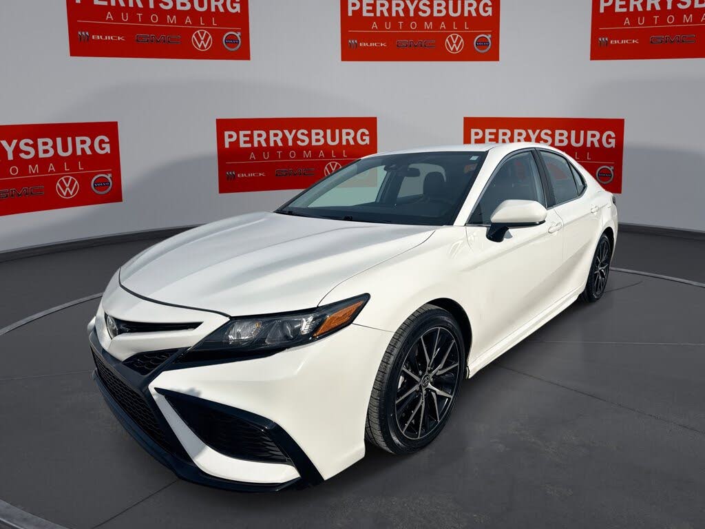 2021 Toyota Camry SE FWD