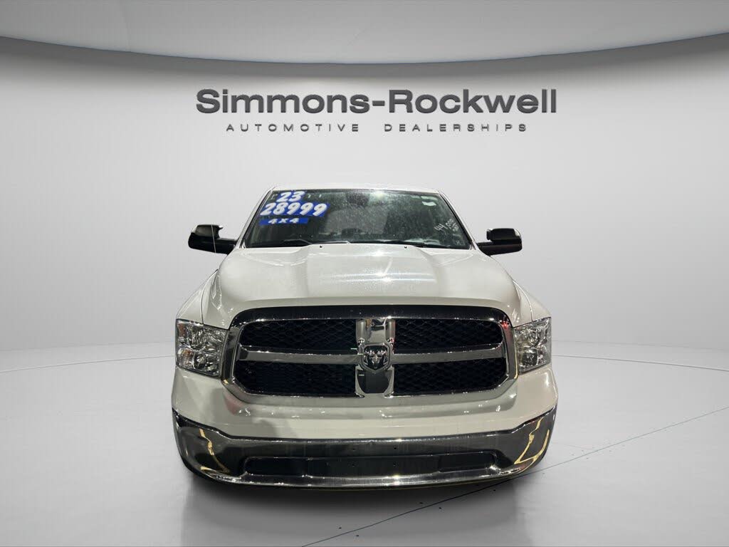 2023 RAM 1500 Classic SLT Crew Cab 4WD