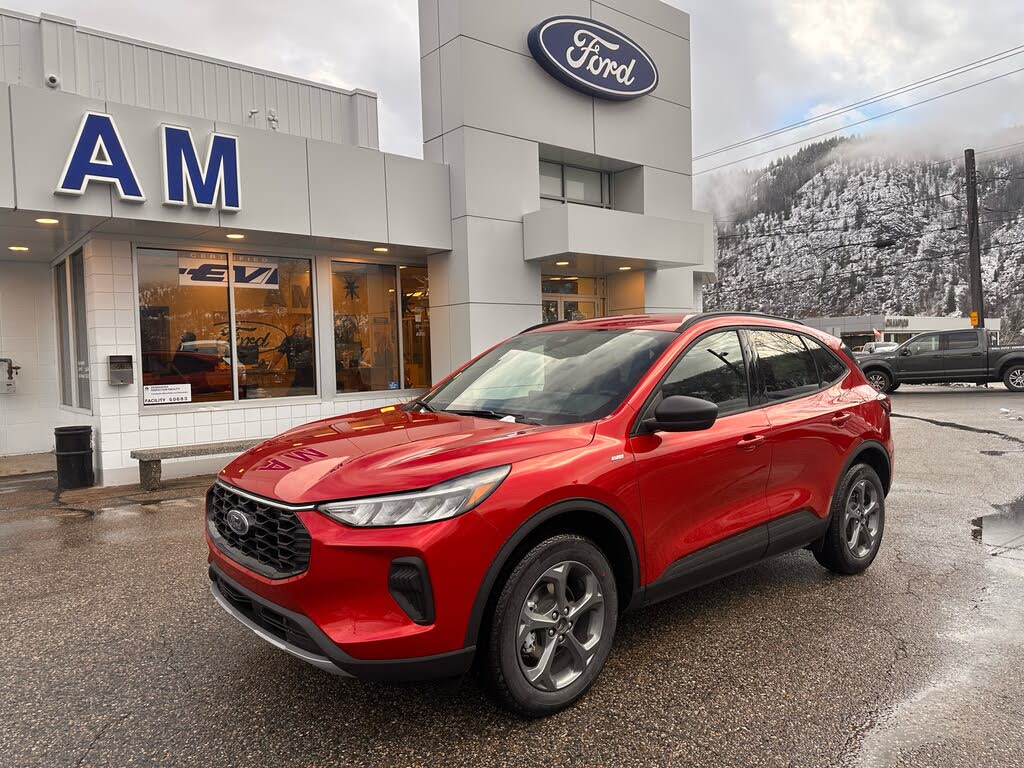 2026 Ford Escape ST-Line AWD