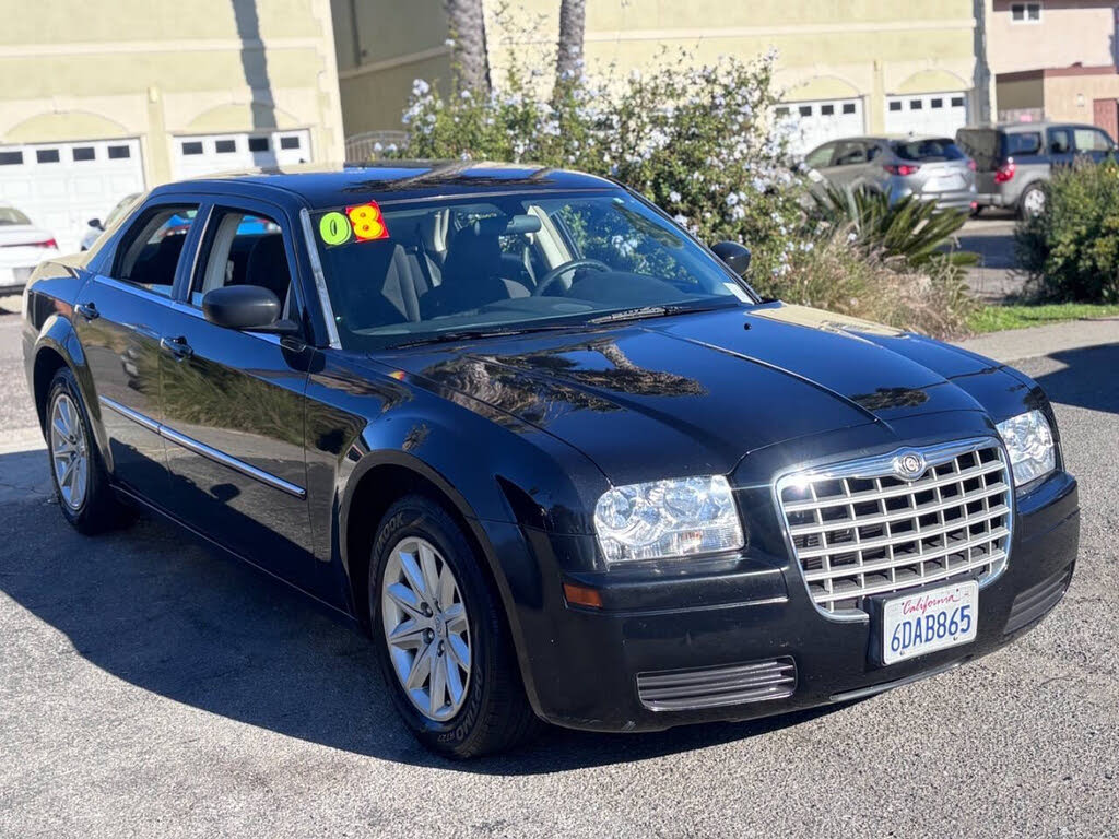 2008 Chrysler 300 LX RWD