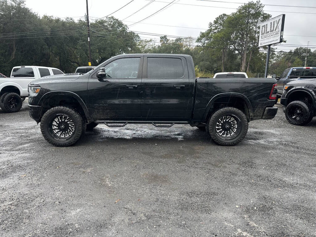2019 RAM 1500 Laramie Crew Cab 4WD