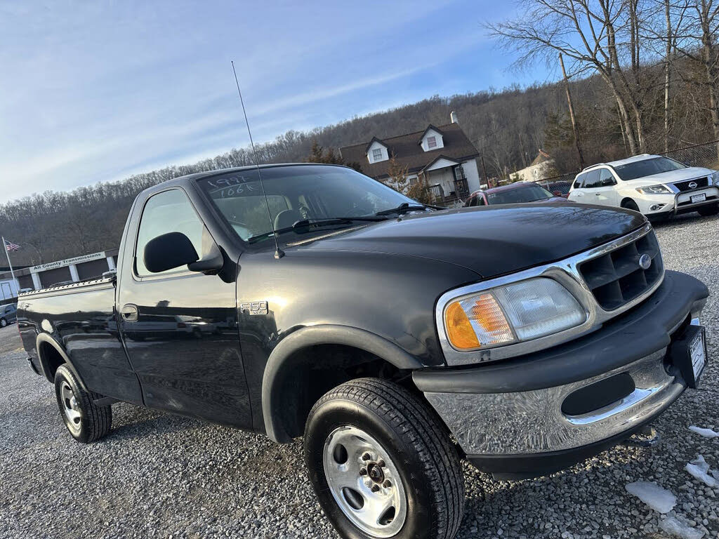1997 Ford F-150 STD 4WD LB