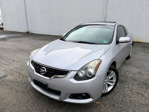 Nissan Altima Coupe 2.5 S