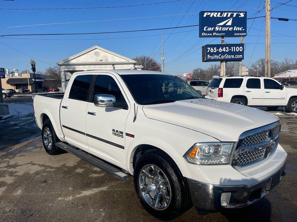 2015 RAM 1500 Laramie Crew Cab 4WD