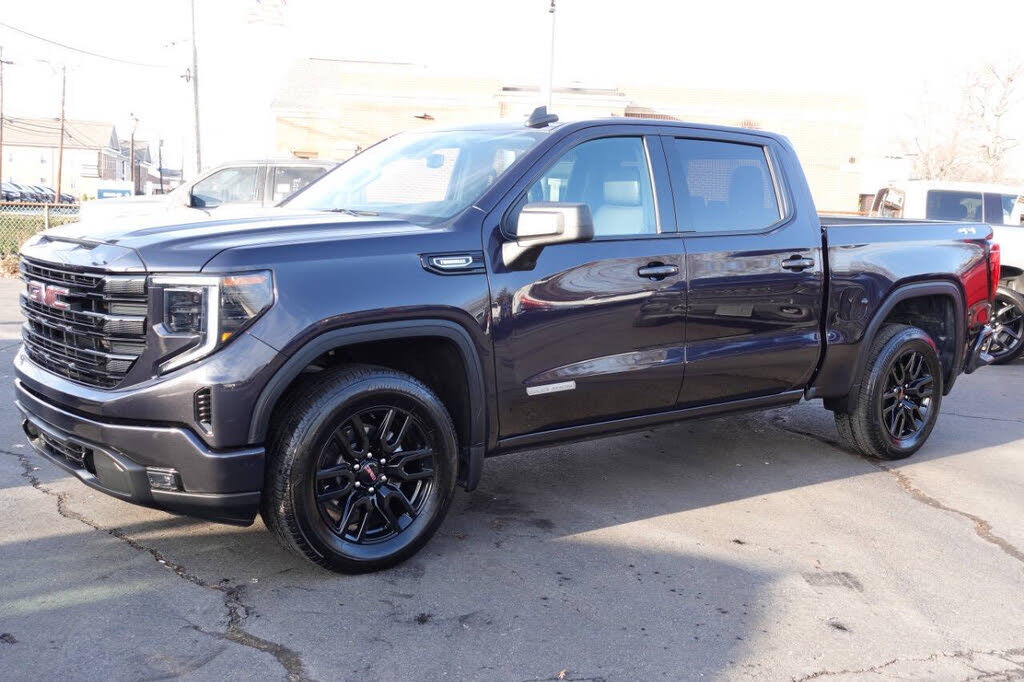 2024 GMC Sierra 1500 Elevation Standard Crew Cab 4WD