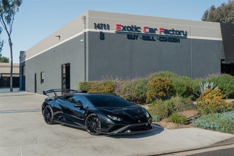 2021 Lamborghini Huracan LP 640-4 STO Coupe RWD