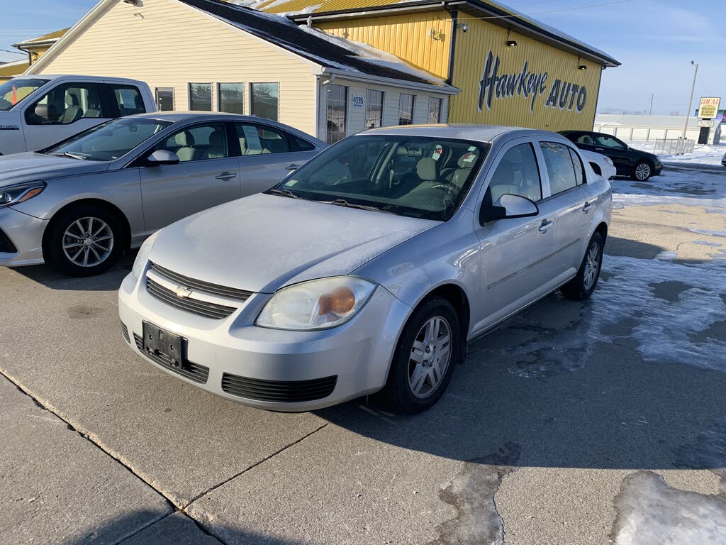 2005 Chevrolet Cobalt LS Sedan FWD