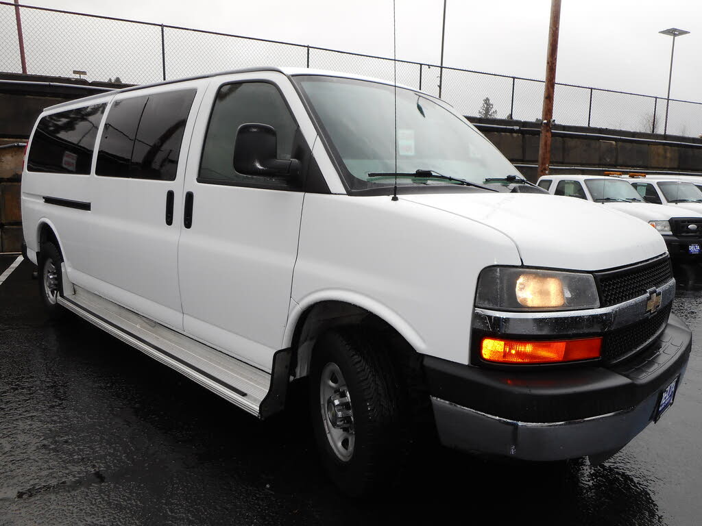 2008 Chevrolet Express 3500 LS Extended RWD