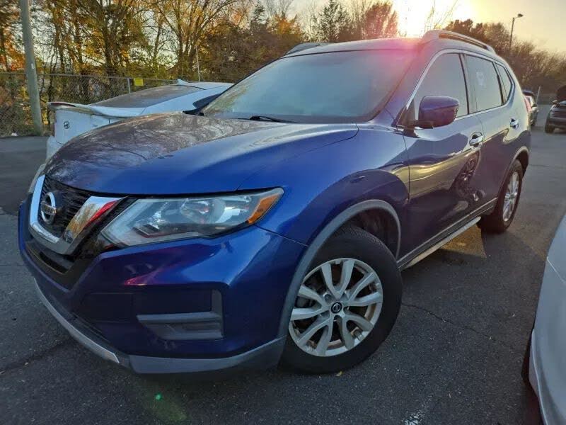 2017 Nissan Rogue SV FWD