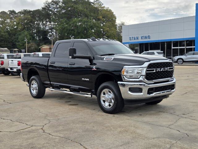 2022 RAM 2500 Big Horn Crew Cab 4WD