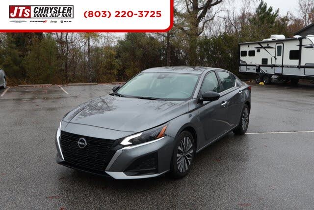 2024 Nissan Altima 2.5 SV FWD