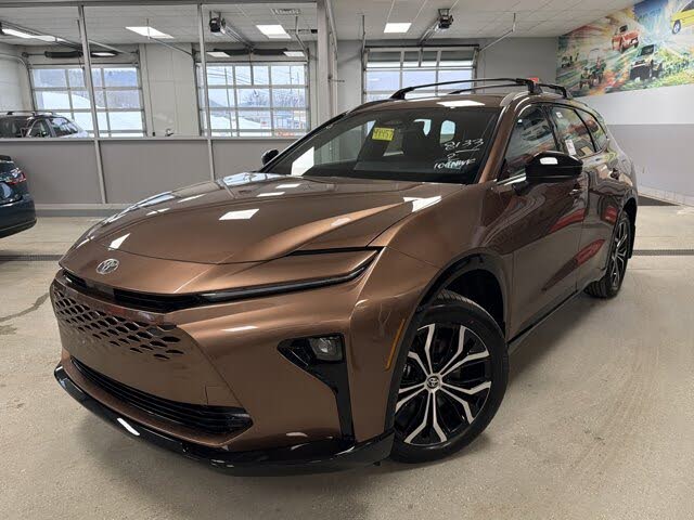 2025 Toyota Crown Signia XLE AWD