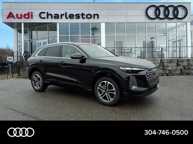 2025 Audi Q5 quattro Premium 40 TFSI