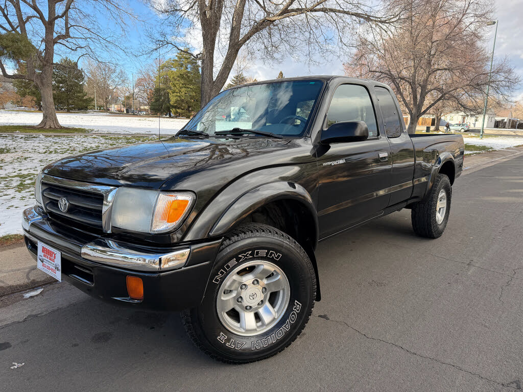 2000 Toyota Tacoma 2 Dr V6 4WD Extended Cab