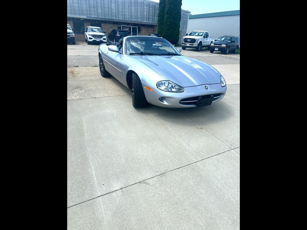 2001 Jaguar XK-Series XK8 Convertible RWD
