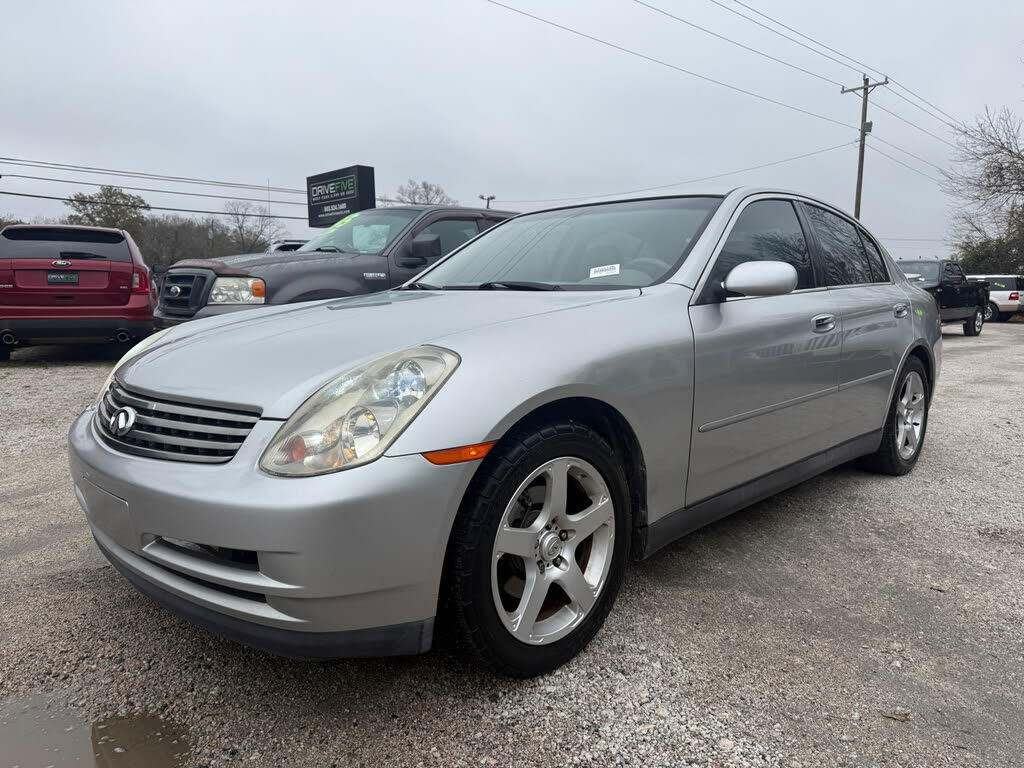 2003 INFINITI G35 Sedan RWD with Leather