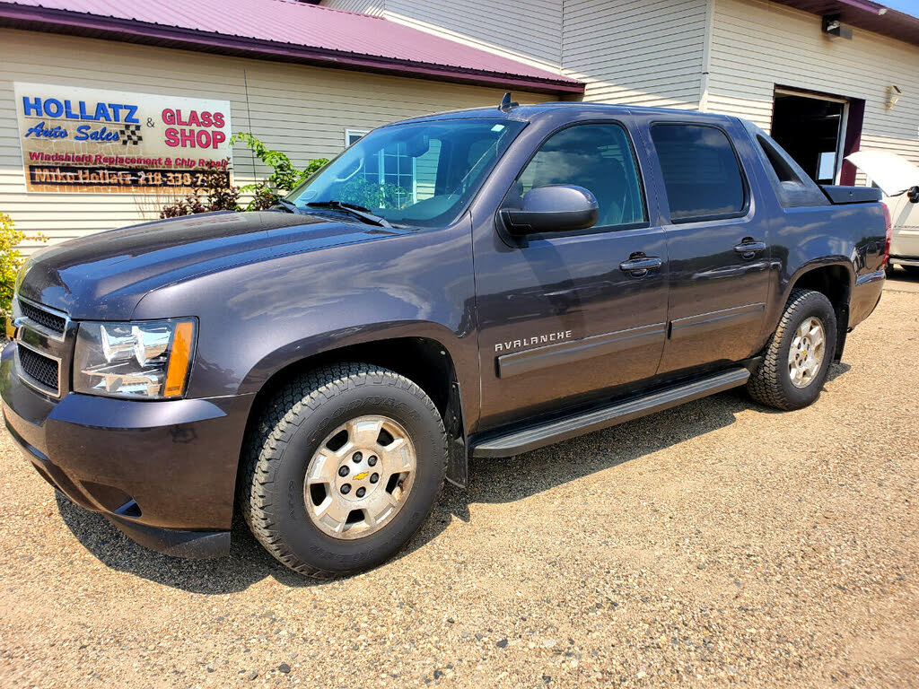 2010 Chevrolet Avalanche LS 4WD