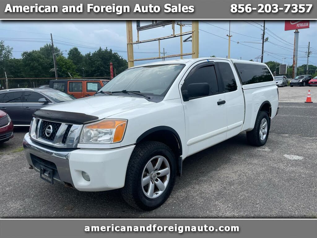 2011 Nissan Titan SV King Cab 4WD