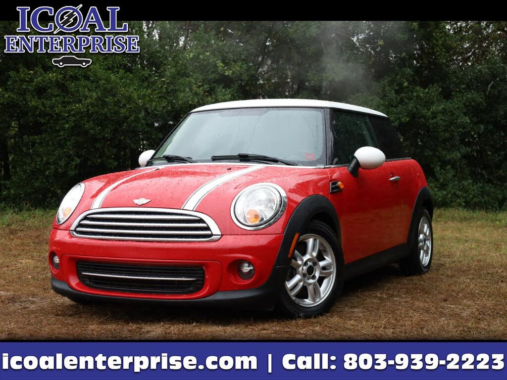 2013 MINI Cooper Hatchback FWD