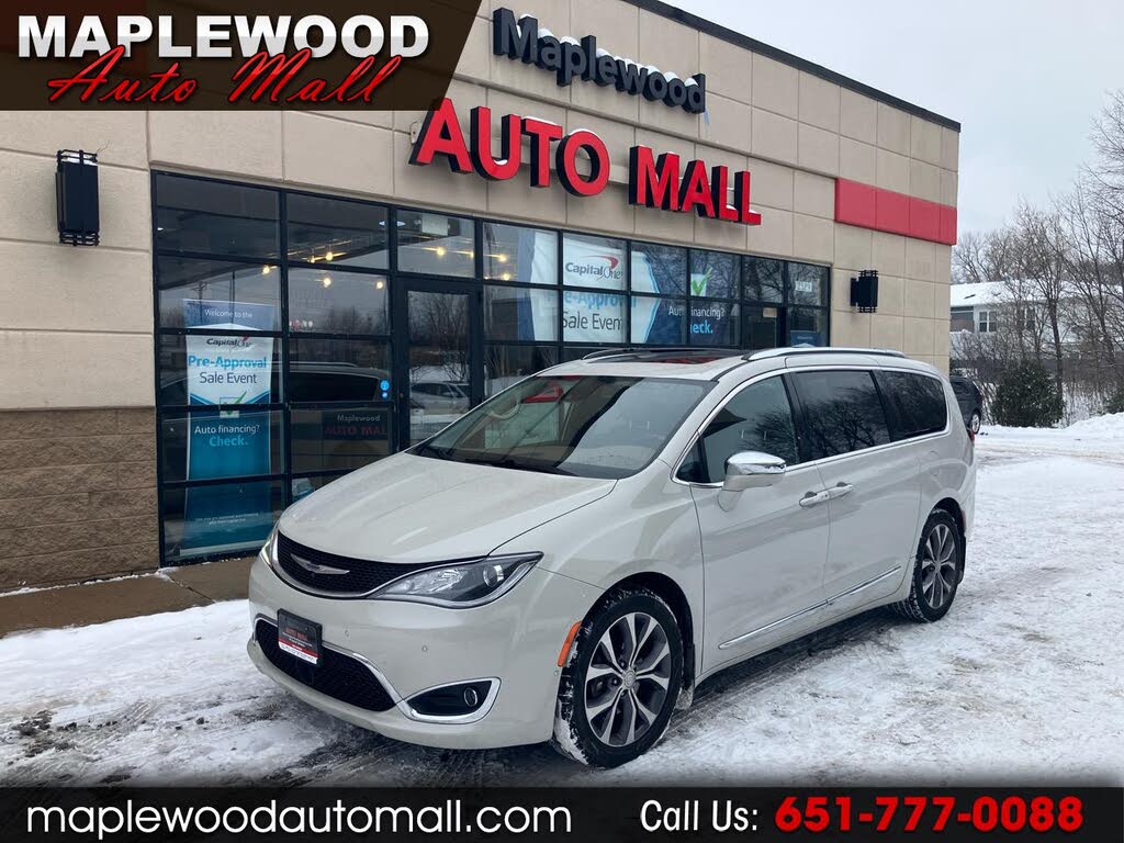 2017 Chrysler Pacifica Limited FWD