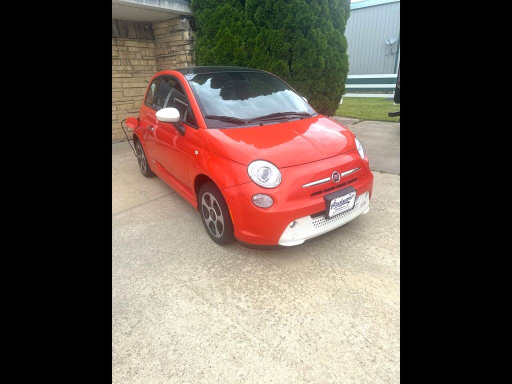 2017 FIAT 500e FWD