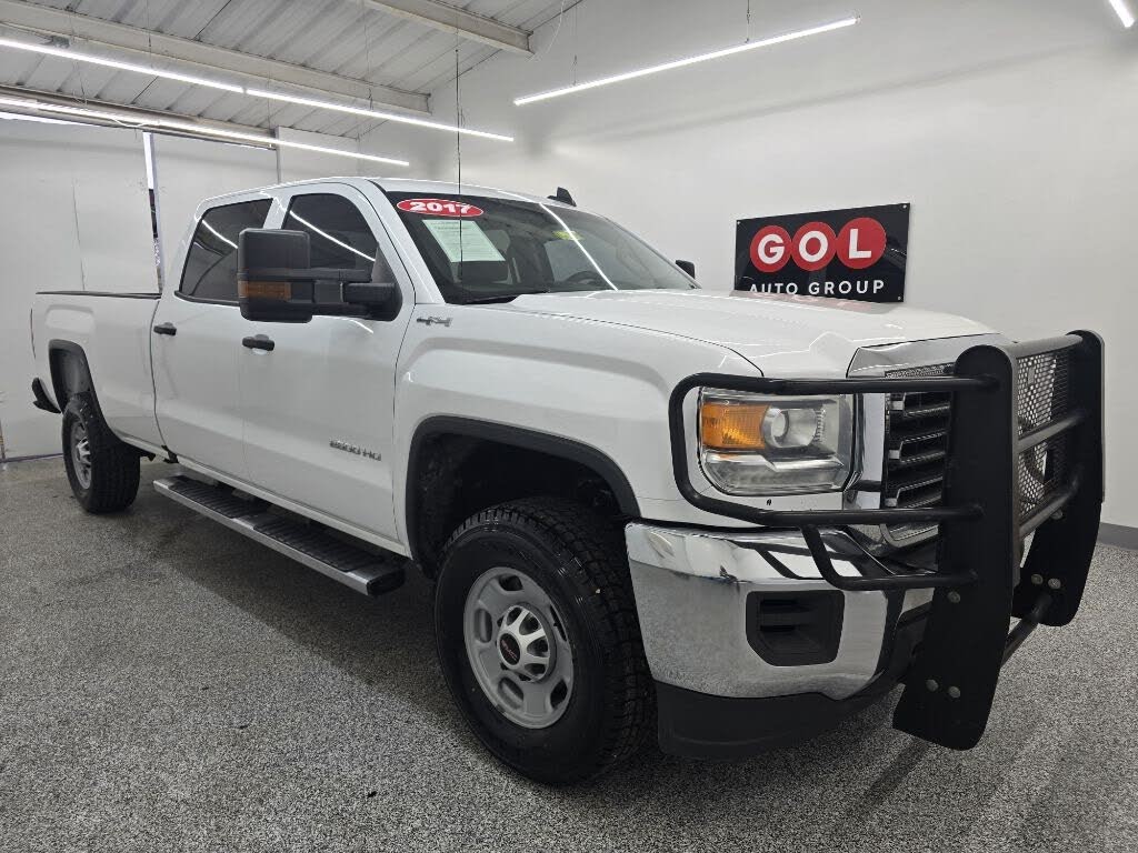 2017 GMC Sierra 2500HD Base Crew Cab SB 4WD