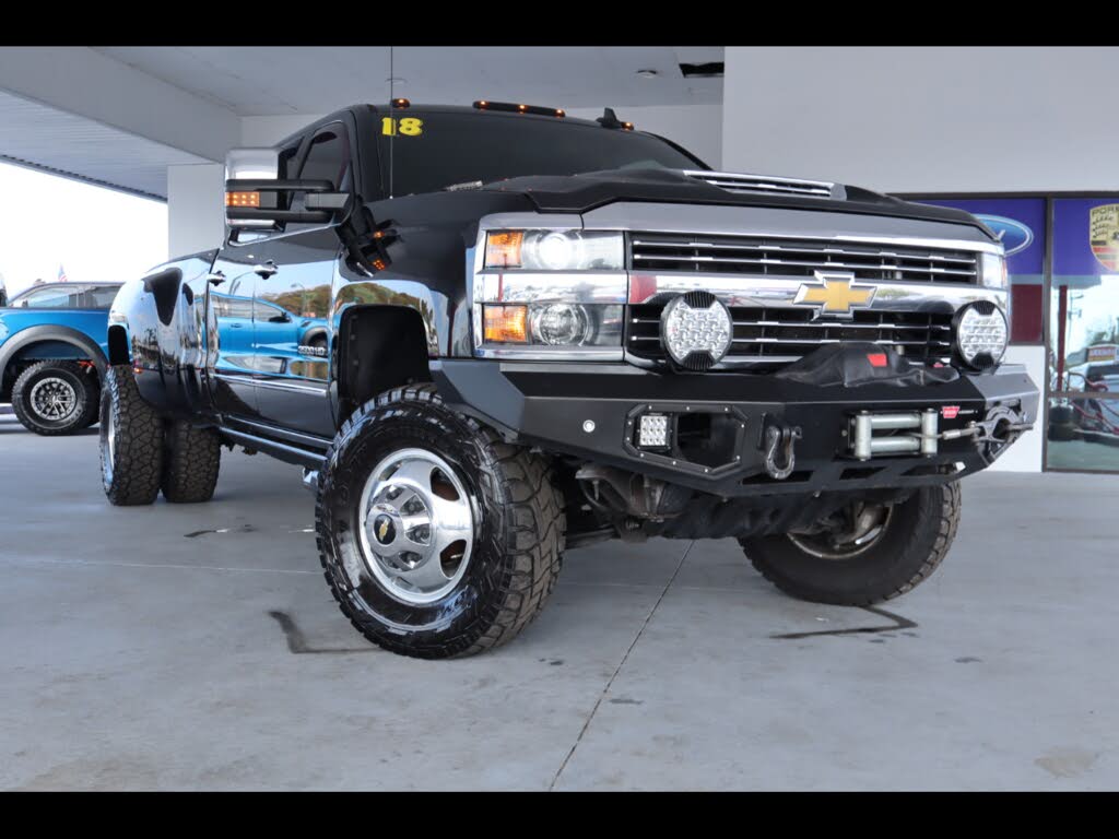 2018 Chevrolet Silverado 3500HD LTZ Crew Cab 4WD