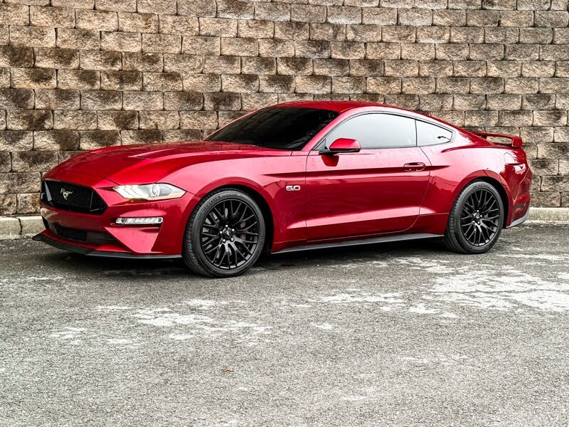 2018 Ford Mustang GT Premium Coupe RWD