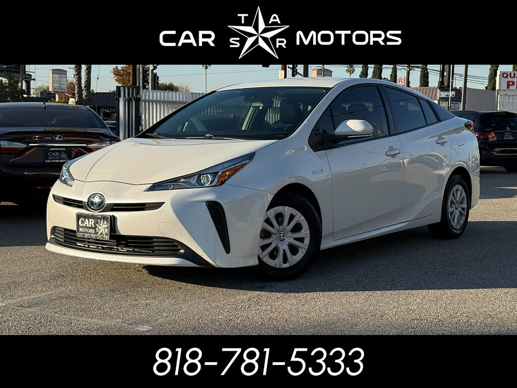 2019 Toyota Prius L Eco FWD