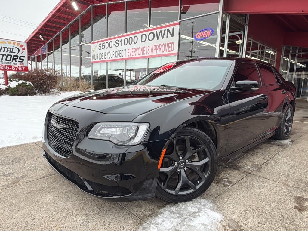 2022 Chrysler 300 Touring L RWD