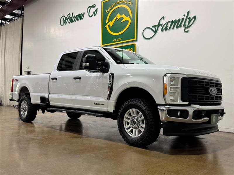 2023 Ford F-250 Super Duty XL Crew Cab 4WD